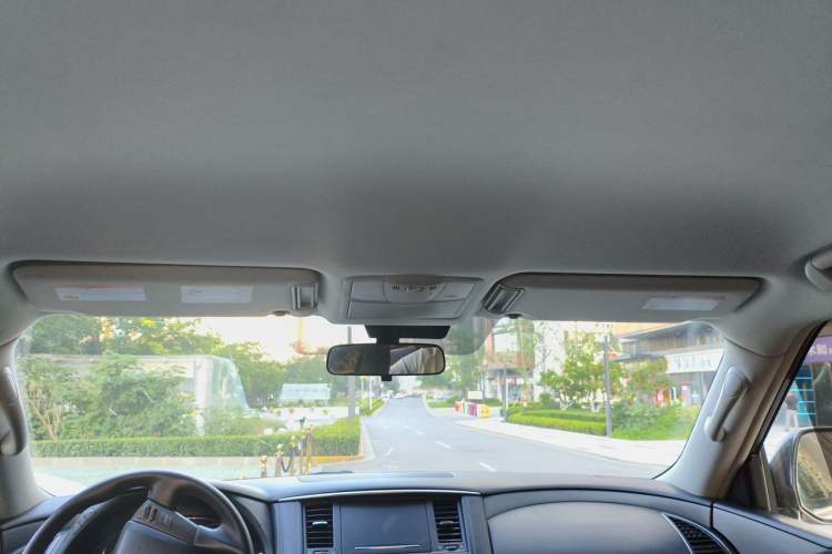 Used Nissan Patrol 2018 4.0L LinkedIn Edition Headliner