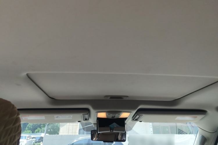 Used Nissan Patrol  Headliner