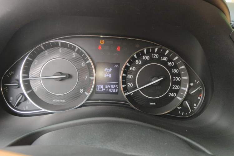 Used Nissan Patrol  Instrument Cluster