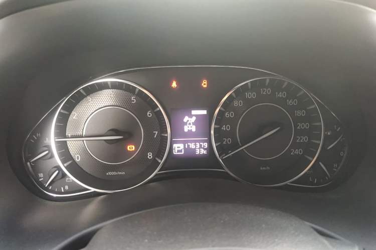 Used Nissan Patrol 2018 4.0L Automatic 7-Seater Middle East Version Instrument Cluster