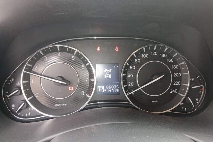 Used Nissan Patrol 2018 4.0L LinkedIn Edition Instrument Cluster