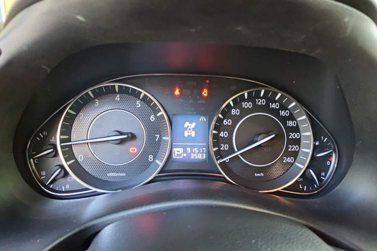 Used Nissan Patrol 2018 4.0L LinkedIn Edition Instrument Cluster