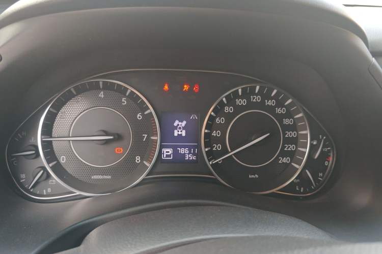 Used Nissan Patrol 2018 4.0L LinkedIn Edition Instrument Cluster