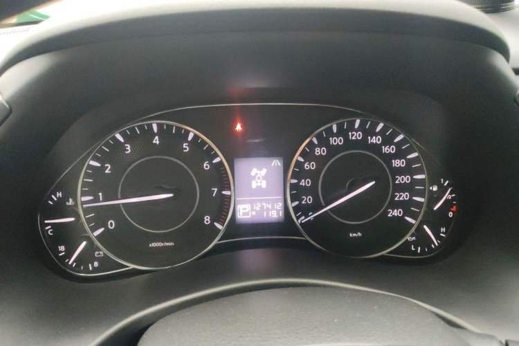 Used Nissan Patrol  Instrument Cluster