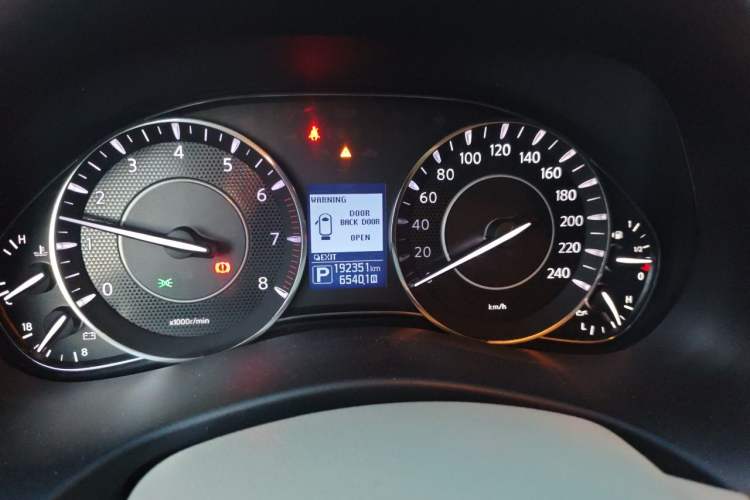 Used Nissan Patrol 2018 4.0L SE Middle East Version Instrument Cluster