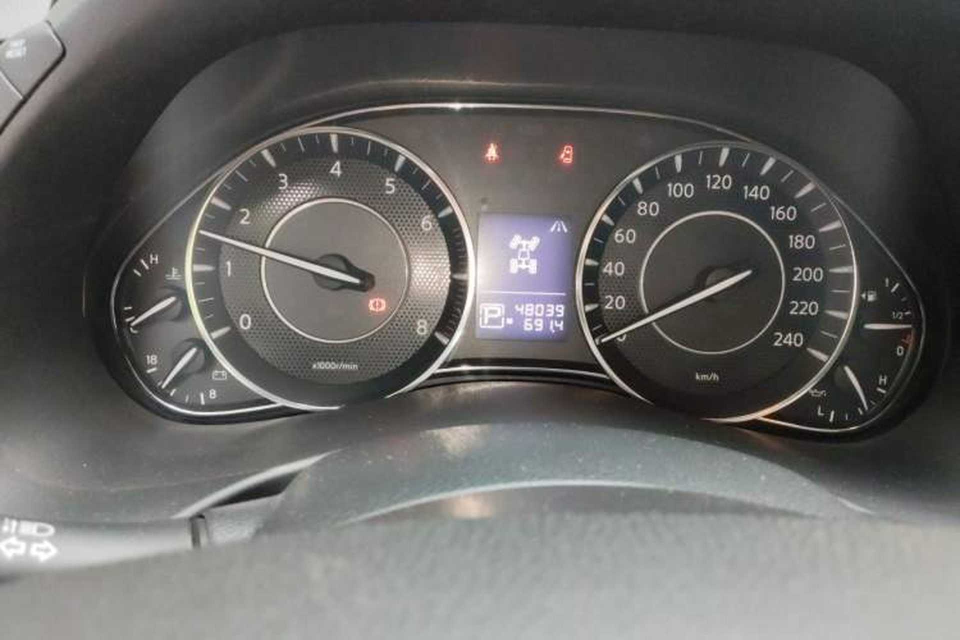 Used Nissan Patrol  Instrument Cluster