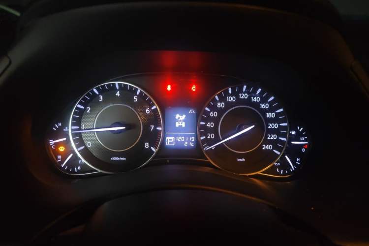 Used Nissan Patrol 2018 4.0L LinkedIn Edition Instrument Cluster
