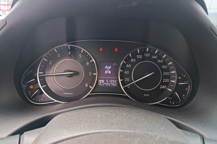 Used Nissan Patrol 2018 4.0L LinkedIn Edition Instrument Cluster