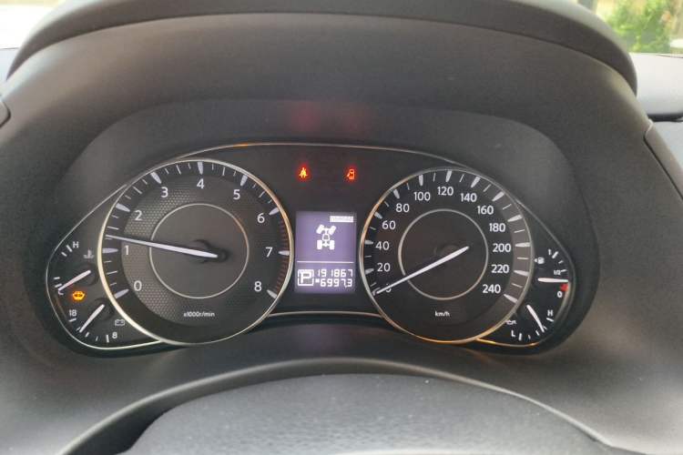 Used Nissan Patrol  Instrument Cluster
