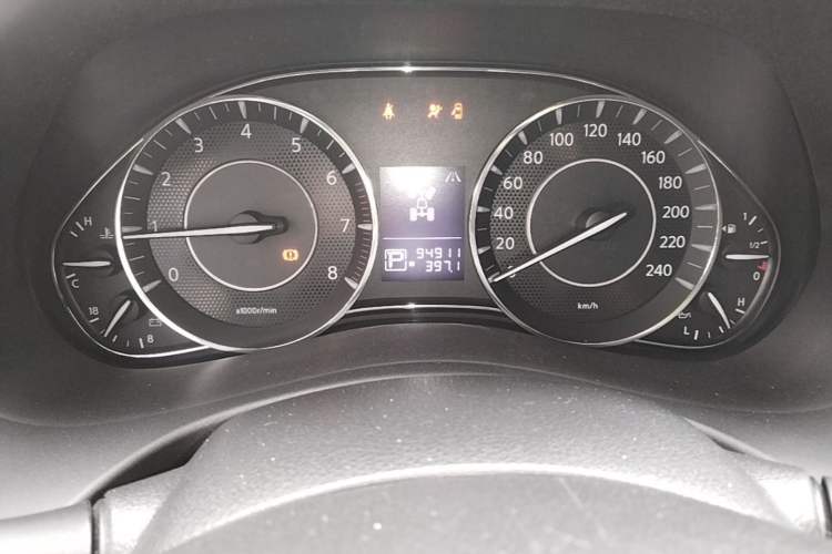 Used Nissan Patrol 2018 4.0L Automatic 7-Seater Middle East Version Instrument Cluster