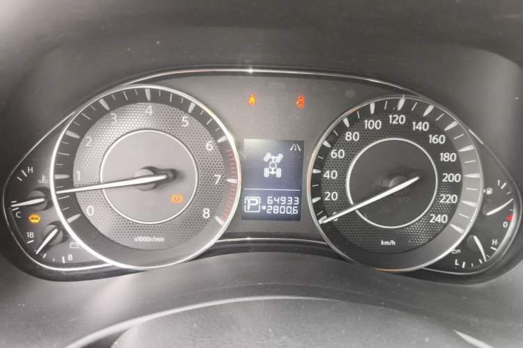 Used Nissan Patrol 2018 4.0L LinkedIn Edition Instrument Cluster