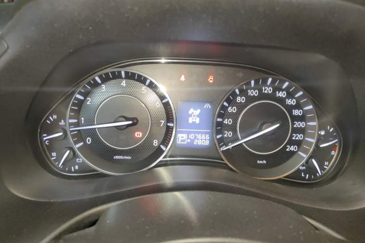 Used Nissan Patrol  Instrument Cluster