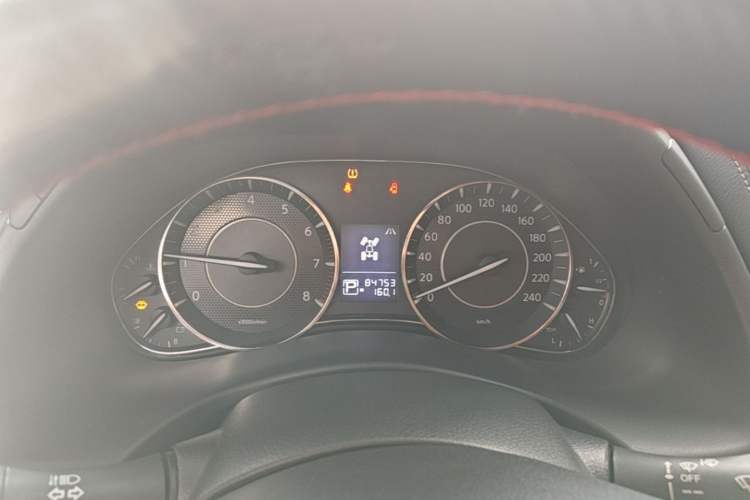 Used Nissan Patrol 2018 4.0L LinkedIn Edition Instrument Cluster