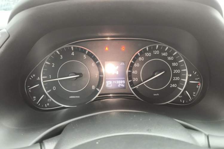 Used Nissan Patrol  Instrument Cluster