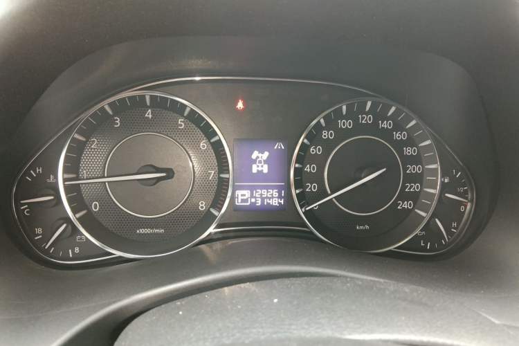 Used Nissan Patrol 2018 4.0L LinkedIn Edition Instrument Cluster