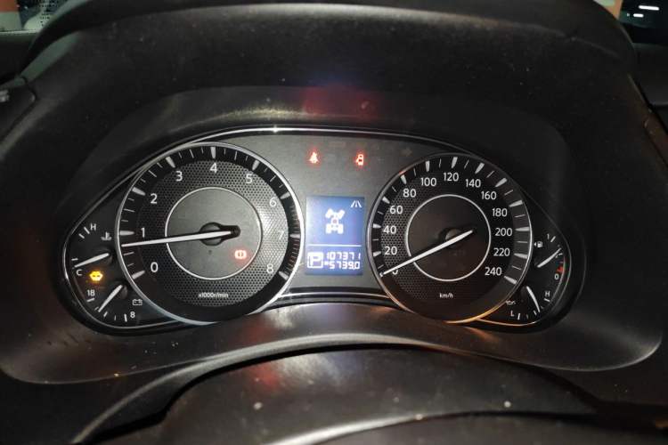 Used Nissan Patrol 2018 4.0L Automatic 7-Seater Middle East Version Instrument Cluster