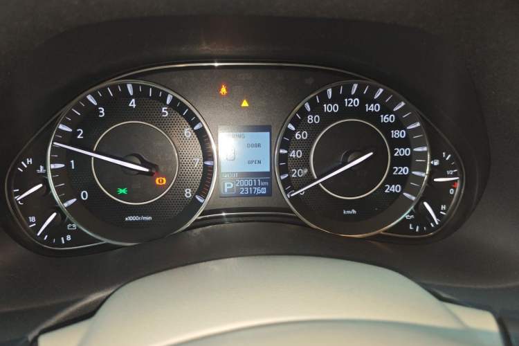 Used Nissan Patrol 2018 4.0L Flagship Version Instrument Cluster