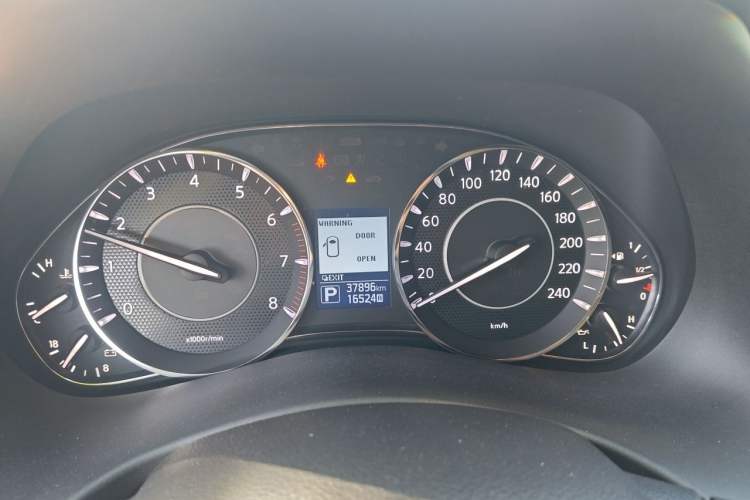 Used Nissan Patrol 2018 4.0L Platinum Edition Instrument Cluster