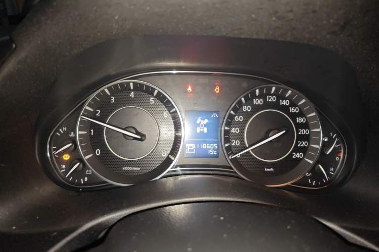 Used Nissan Patrol 2018 4.0L LinkedIn Edition Instrument Cluster