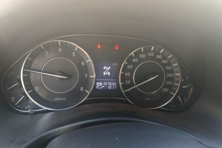 Used Nissan Patrol  Instrument Cluster