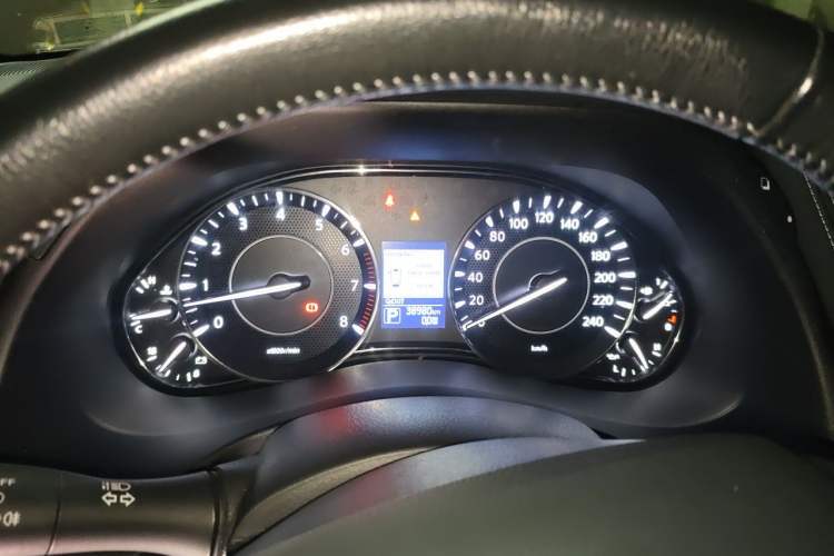 Used Nissan Patrol  Instrument Cluster