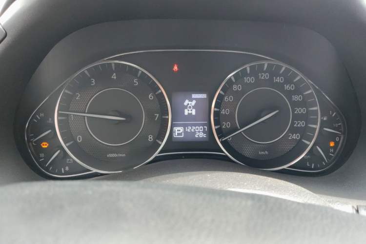 Used Nissan Patrol 2018 4.0L LinkedIn Edition Instrument Cluster
