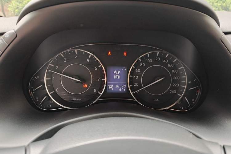 Used Nissan Patrol  Instrument Cluster