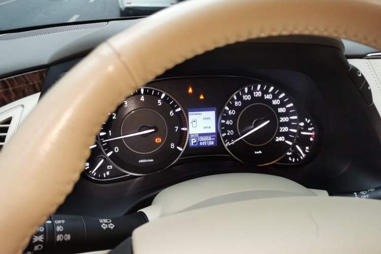 Used Nissan Patrol 2018 4.0L LinkedIn Edition Instrument Cluster