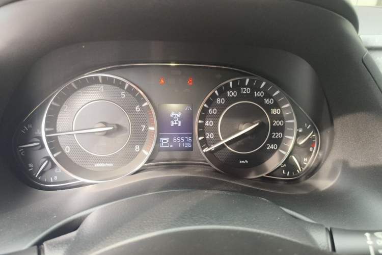 Used Nissan Patrol  Instrument Cluster