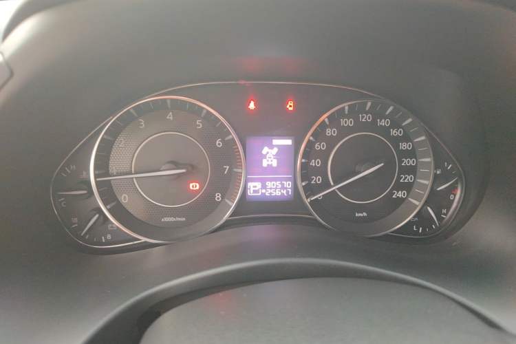 Used Nissan Patrol 2018 4.0L LinkedIn Edition Instrument Cluster