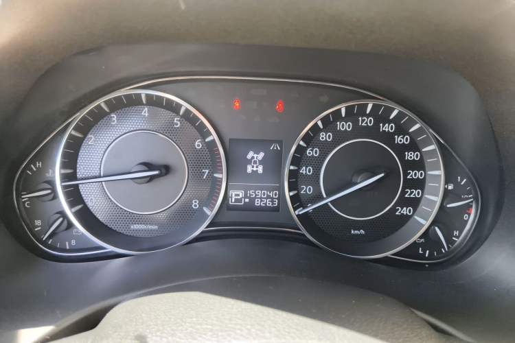 Used Nissan Patrol  Instrument Cluster