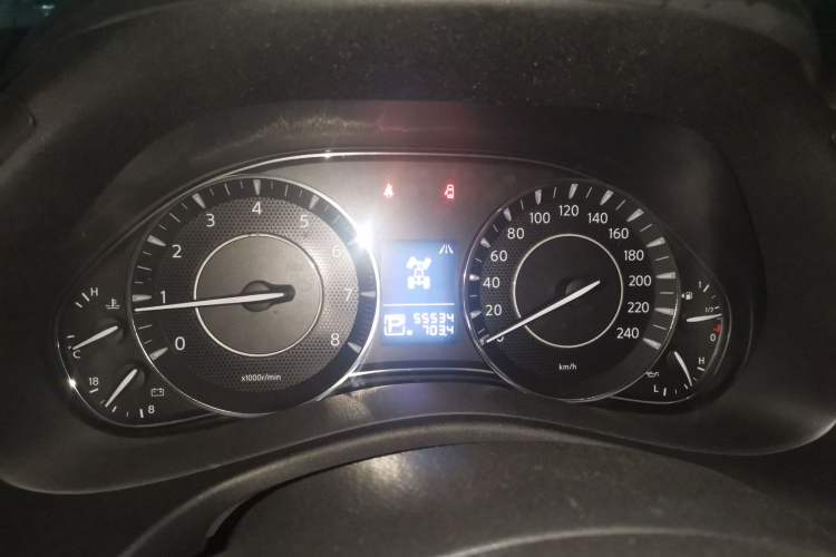 Used Nissan Patrol 2018 4.0L Automatic 7-Seater Middle East Version Instrument Cluster