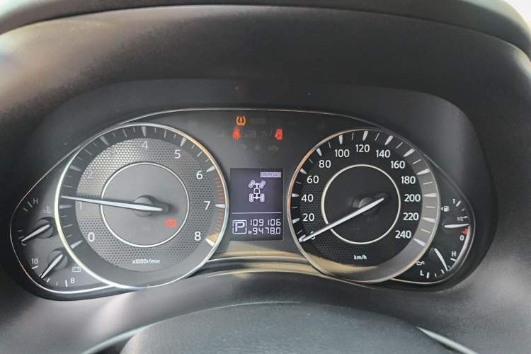 Used Nissan Patrol  Instrument Cluster