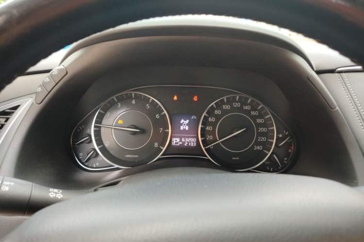 Used Nissan Patrol 2018 4.0L LinkedIn Edition Instrument Cluster