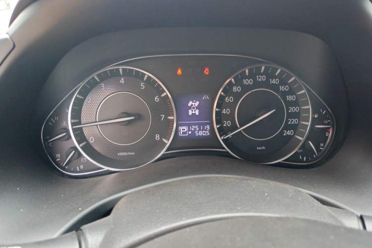 Used Nissan Patrol  Instrument Cluster