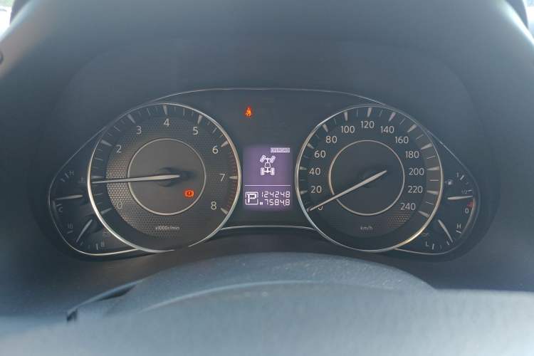 Used Nissan Patrol 2018 4.0L LinkedIn Edition Instrument Cluster