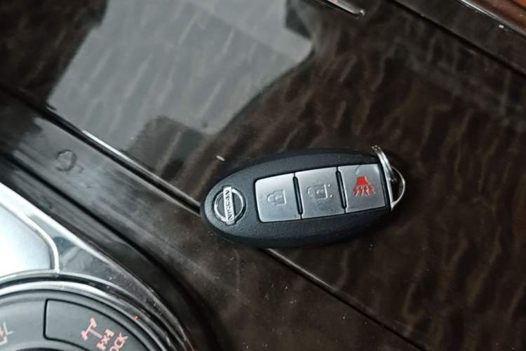 Used Nissan Patrol 2018 Y62 4.0 XE Middle East Interior 1