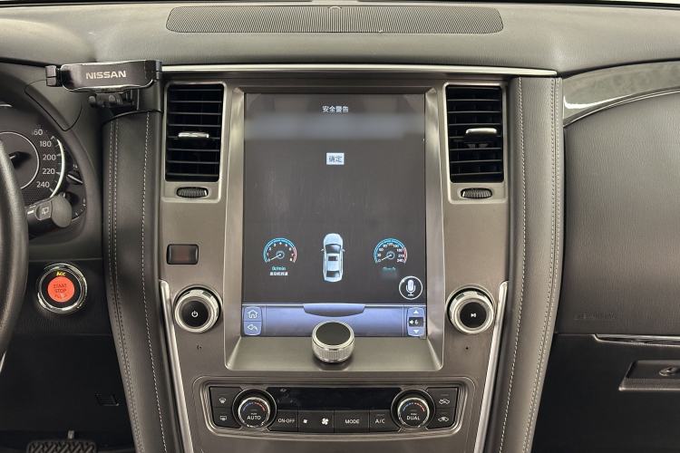 Used Nissan Patrol 2018 4.0L SE Middle East Version Interior 9