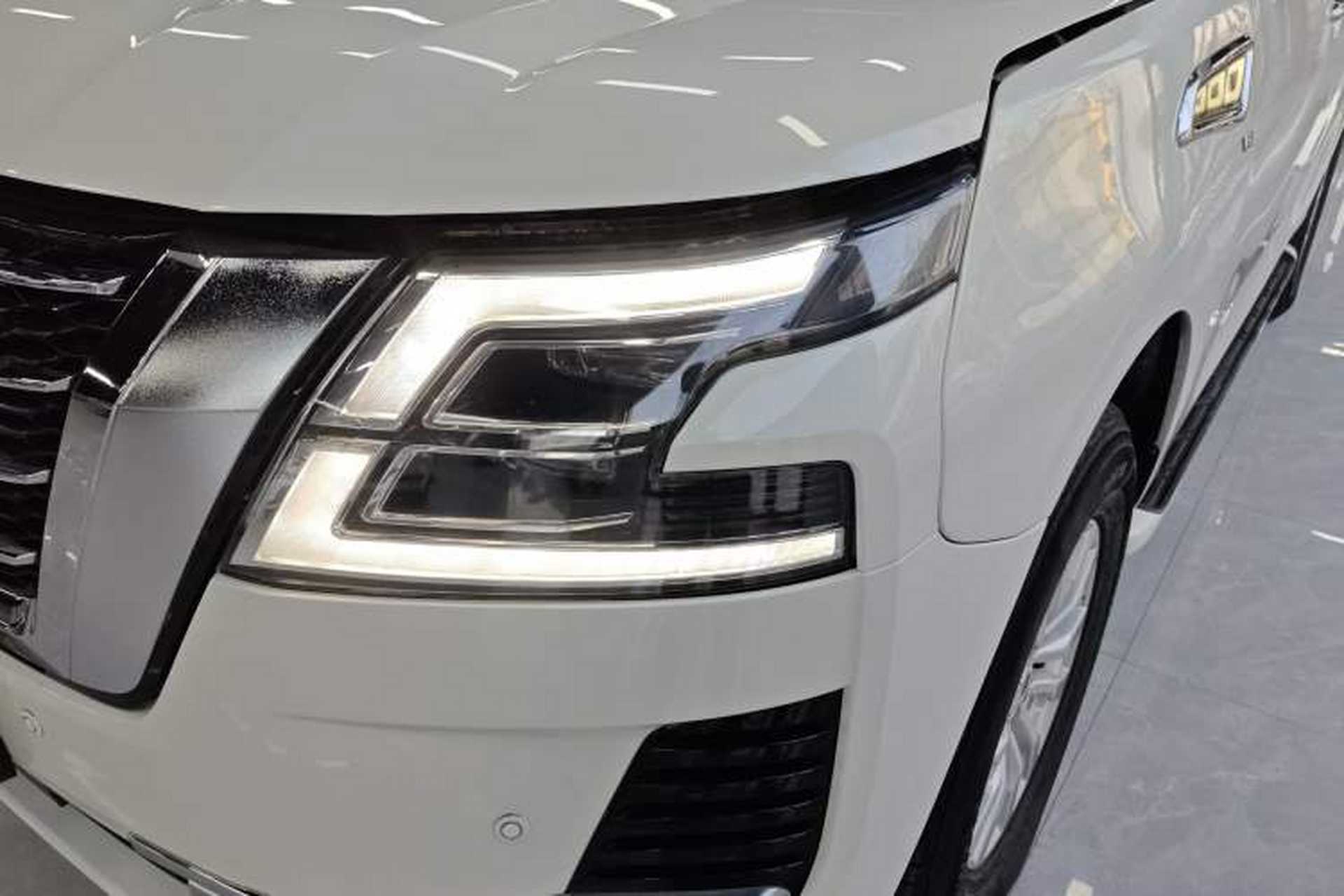 Used Nissan Patrol 2018 Y62 4.0 XE Middle East Left Front Headlight