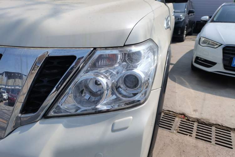 Used Nissan Patrol 2018 4.0L Automatic 7-Seater Middle East Version Left Front Headlight