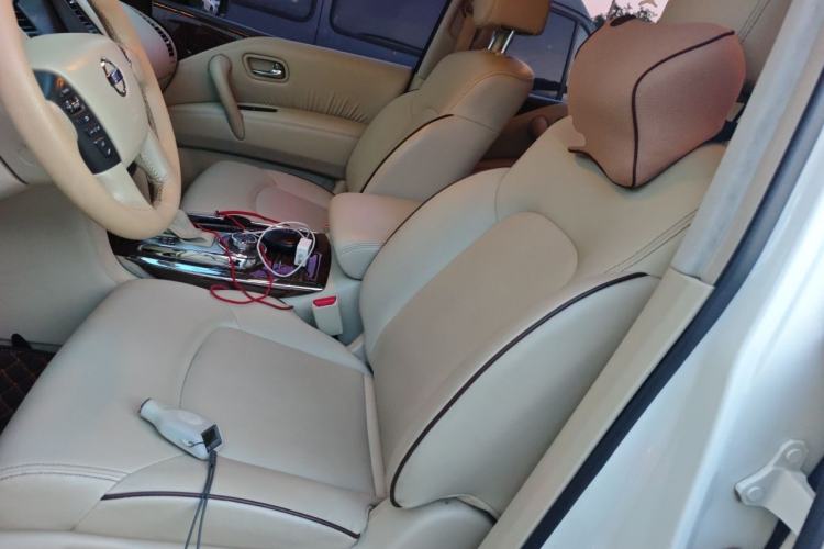 Used Nissan Patrol 2018 4.0L SE Middle East Version Left Front Seat