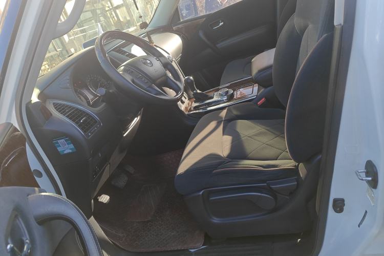 Used Nissan Patrol 2018 4.0L LinkedIn Edition Left Front Seat