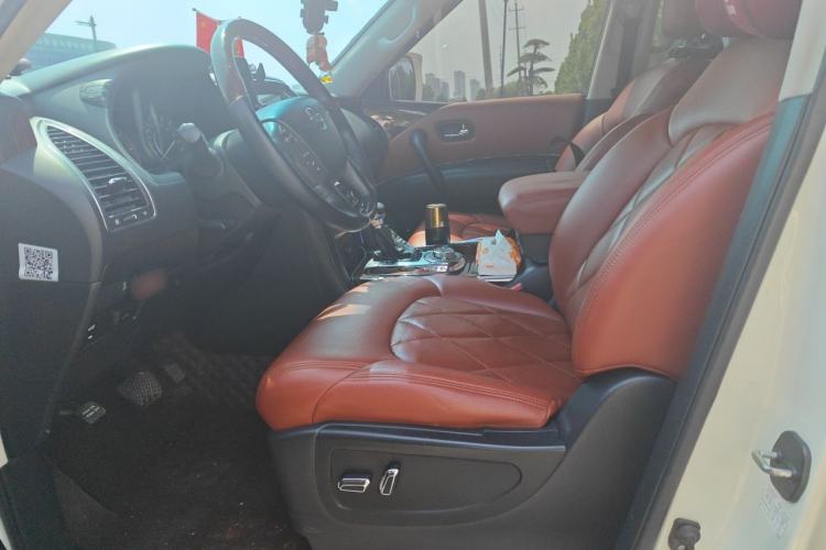 Used Nissan Patrol 2018 4.0L LinkedIn Edition Left Front Seat