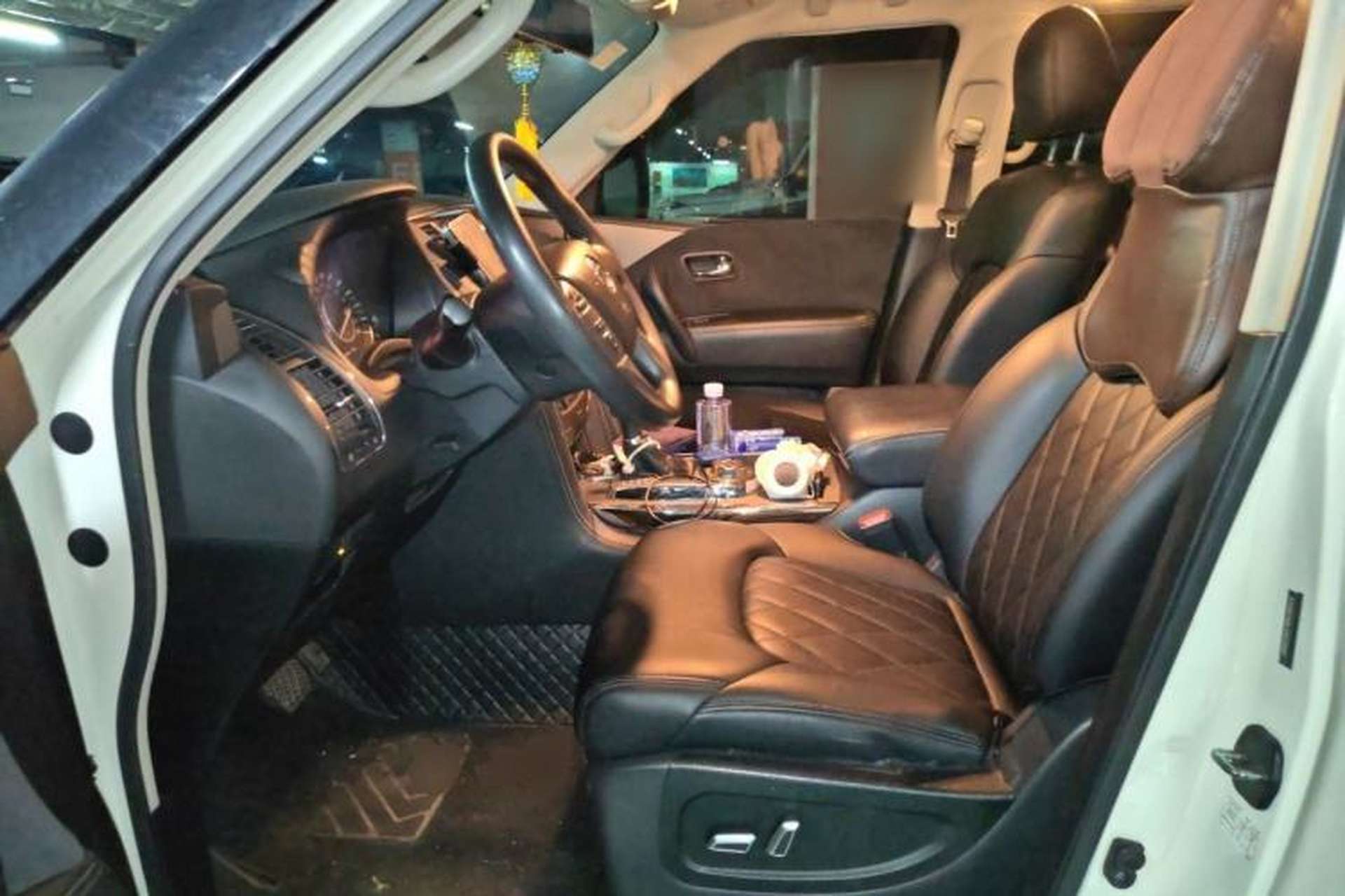 Used Nissan Patrol 2018 4.0L Automatic 7-Seater Middle East Version Left Front Seat