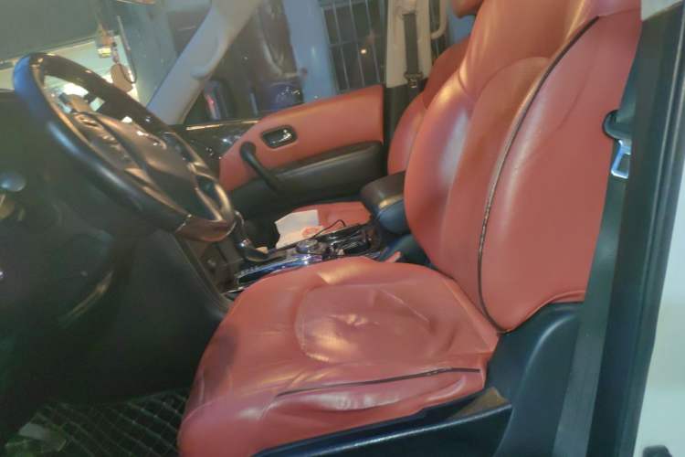 Used Nissan Patrol 2018 4.0L LinkedIn Edition Left Front Seat
