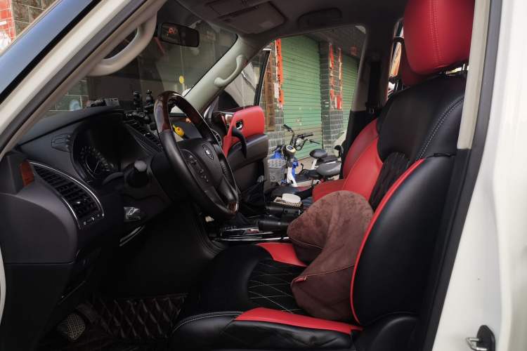 Used Nissan Patrol 2018 4.0L LinkedIn Edition Left Front Seat