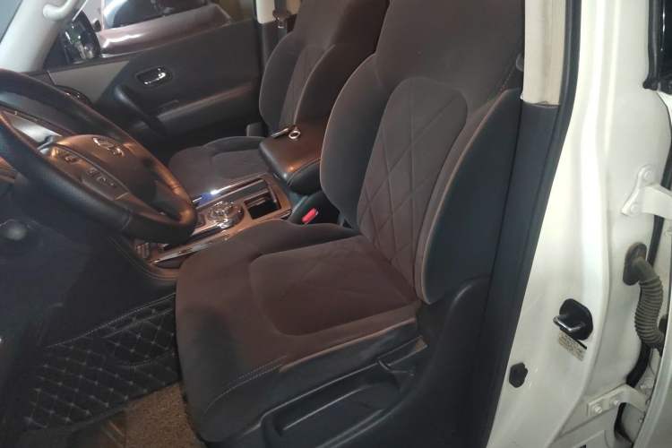 Used Nissan Patrol 2018 4.0L LinkedIn Edition Left Front Seat