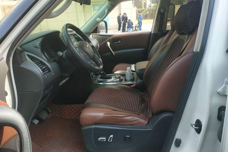 Used Nissan Patrol 2018 4.0L LinkedIn Edition Left Front Seat