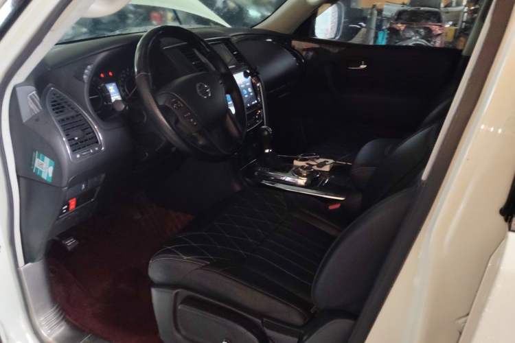 Used Nissan Patrol 2018 4.0L LinkedIn Edition Left Front Seat