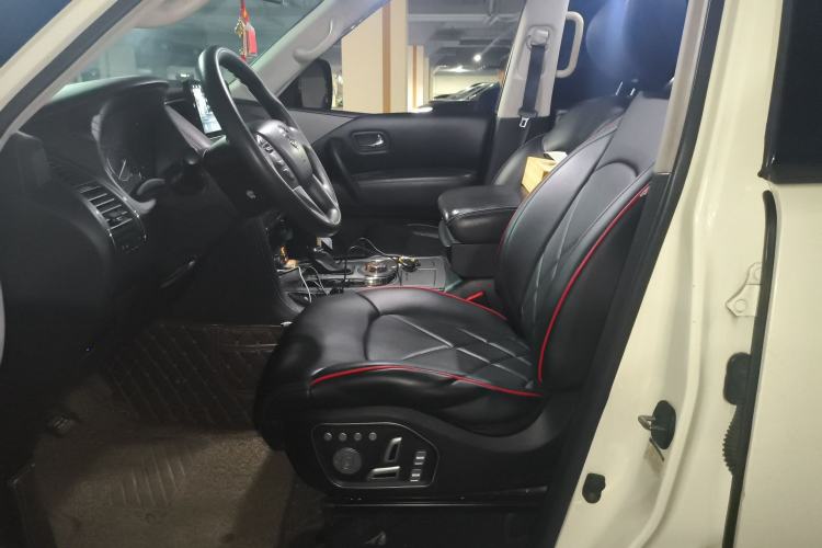 Used Nissan Patrol 2018 4.0L LinkedIn Edition Left Front Seat